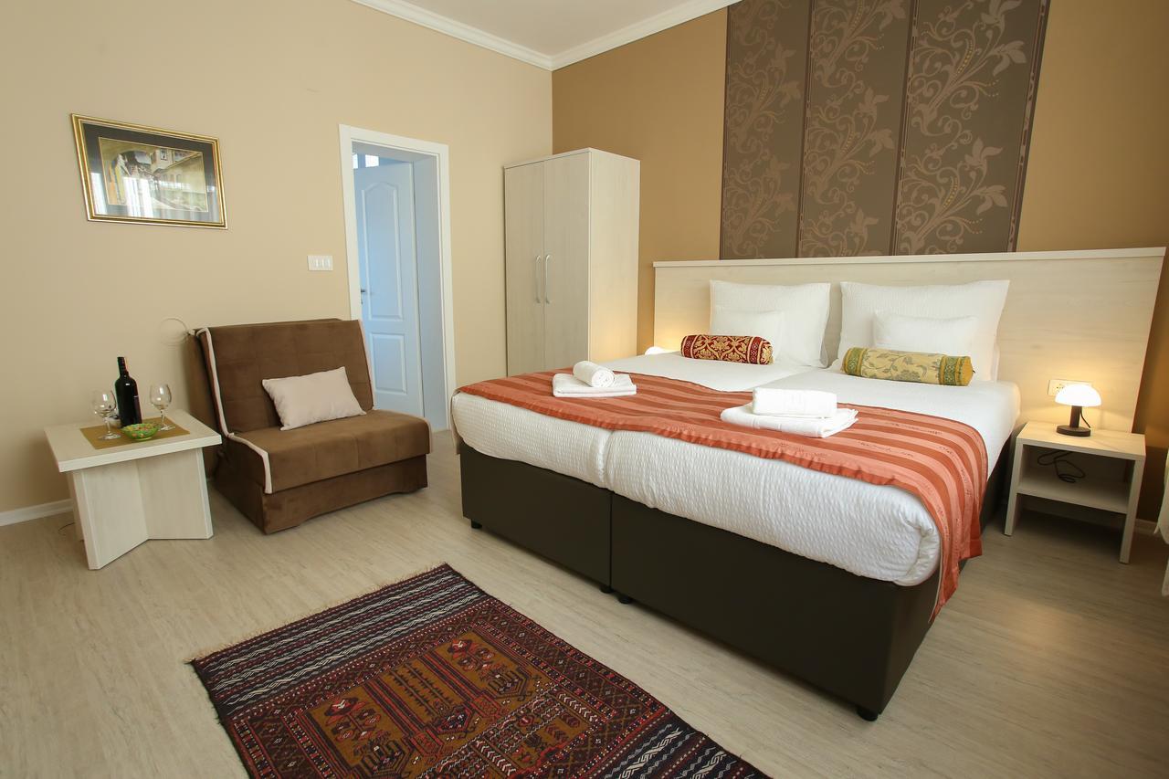 Villa Prestige โมสตาร์ ภายนอก รูปภาพ
