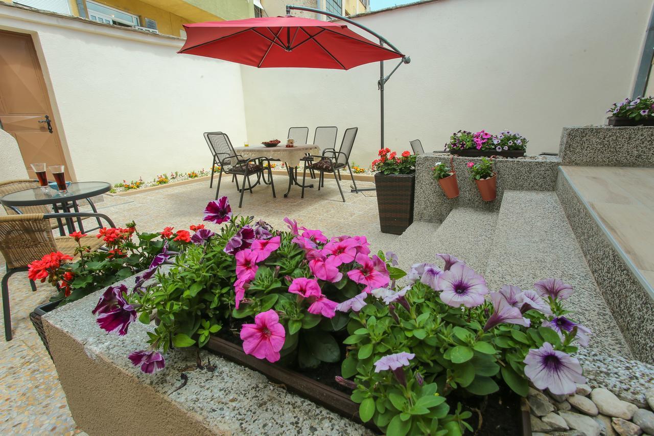 Villa Prestige โมสตาร์ ภายนอก รูปภาพ