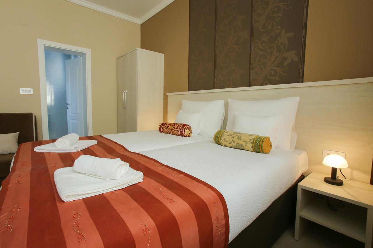 Villa Prestige โมสตาร์ ภายนอก รูปภาพ